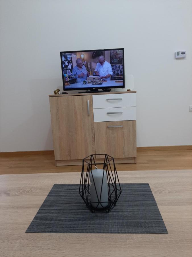 Apartman Viaggio Сремска-Митровица Экстерьер фото